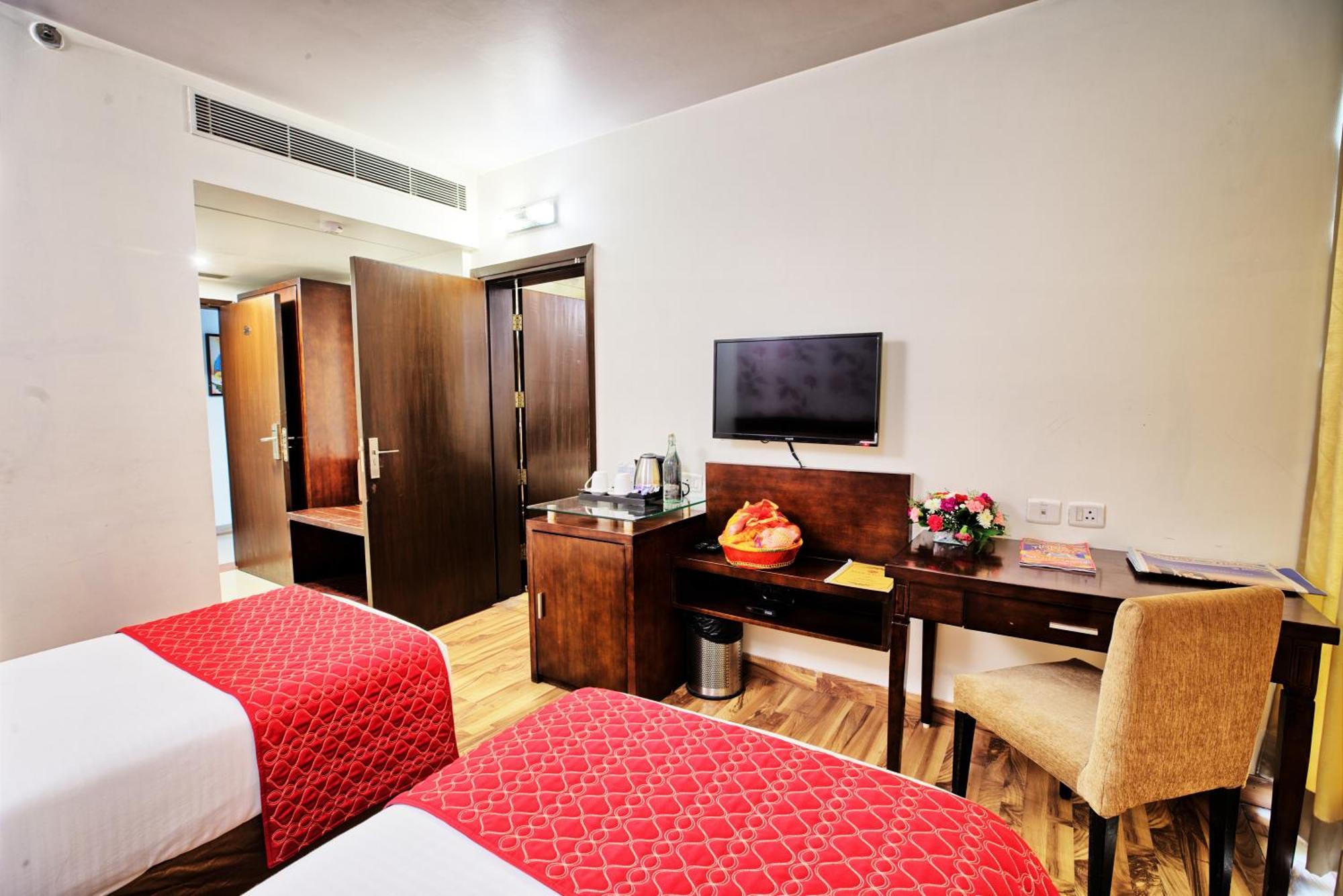 Rosemallow Hotel New Delhi Exterior photo