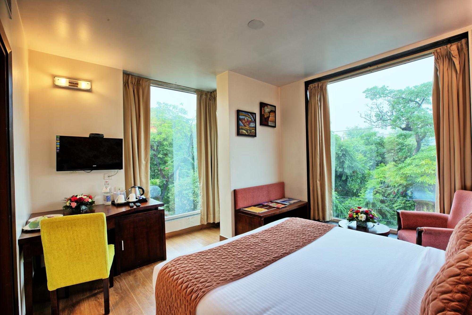 Rosemallow Hotel New Delhi Exterior photo