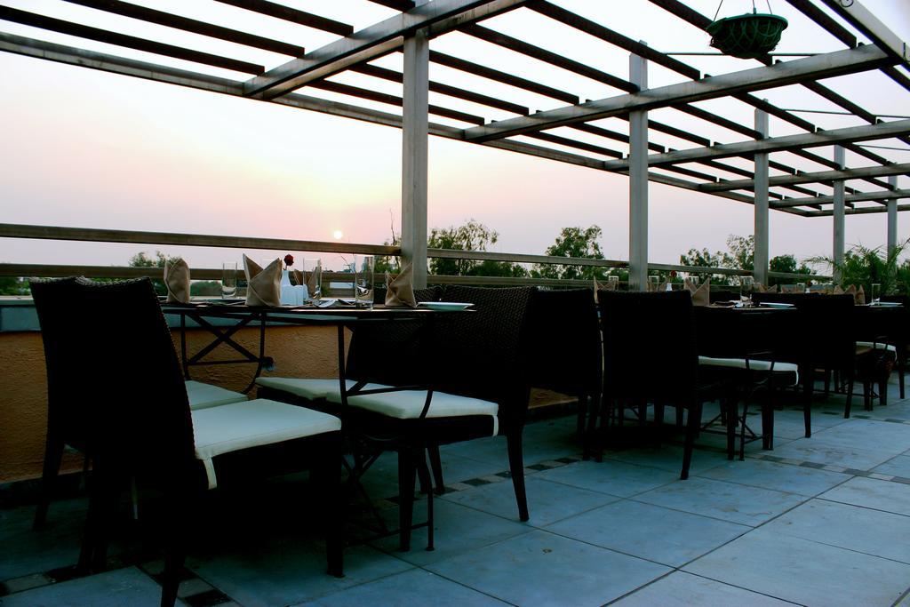 Rosemallow Hotel New Delhi Exterior photo