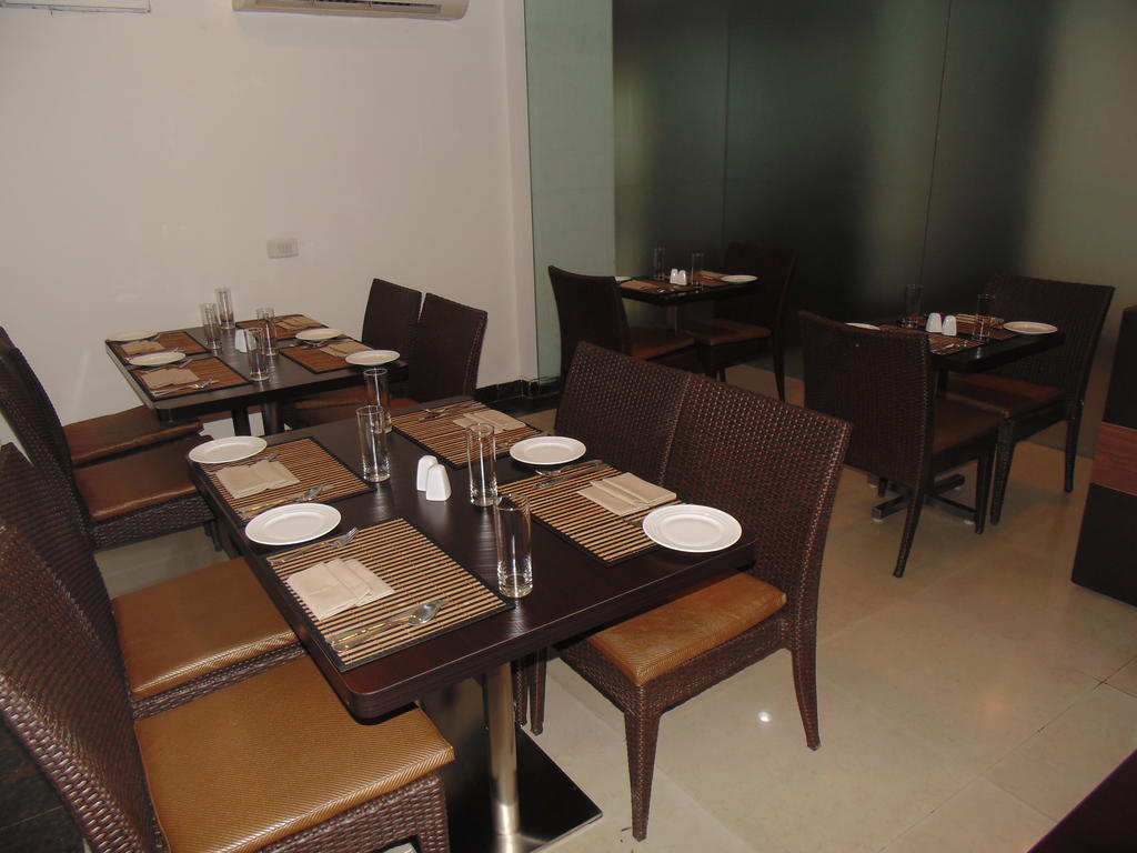 Rosemallow Hotel New Delhi Exterior photo