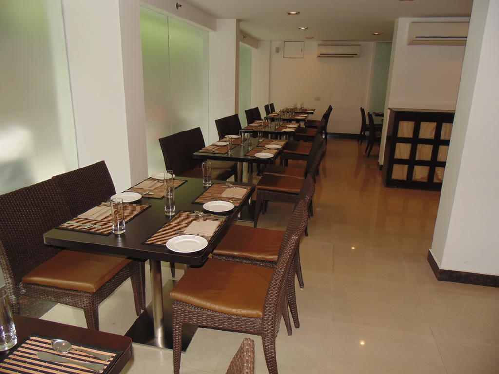 Rosemallow Hotel New Delhi Exterior photo